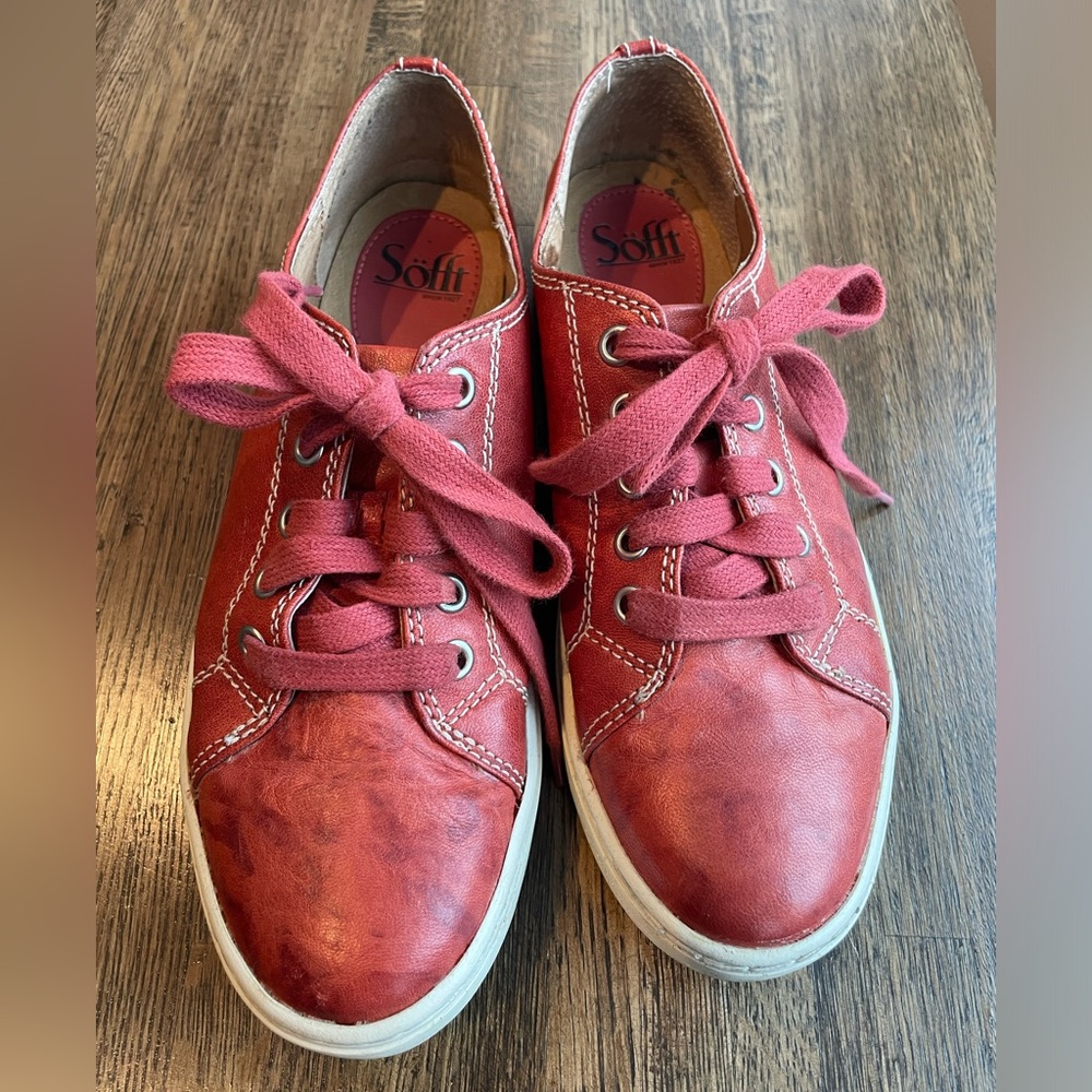Sofft Baltazar Leather Lace Up Sneakers - Size 7.5